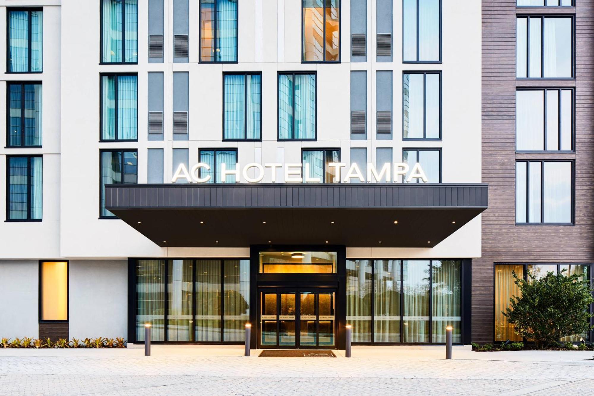 Ac By Marriott Airport
